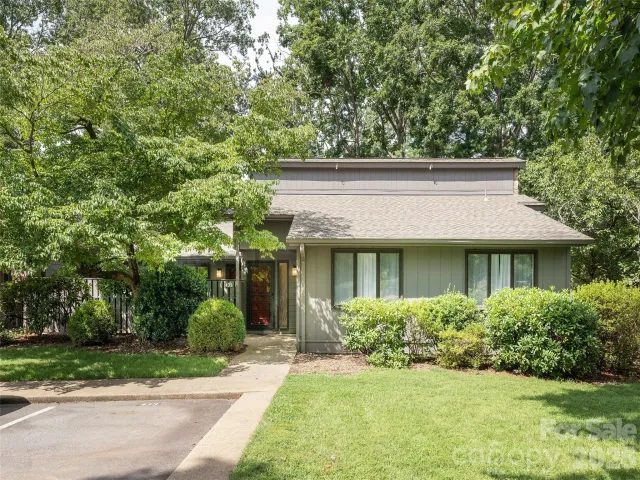 433 Crowfields Drive