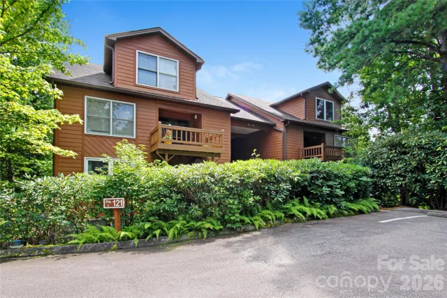 121 Toxaway Views Drive, Lake Toxaway, NC, 28747