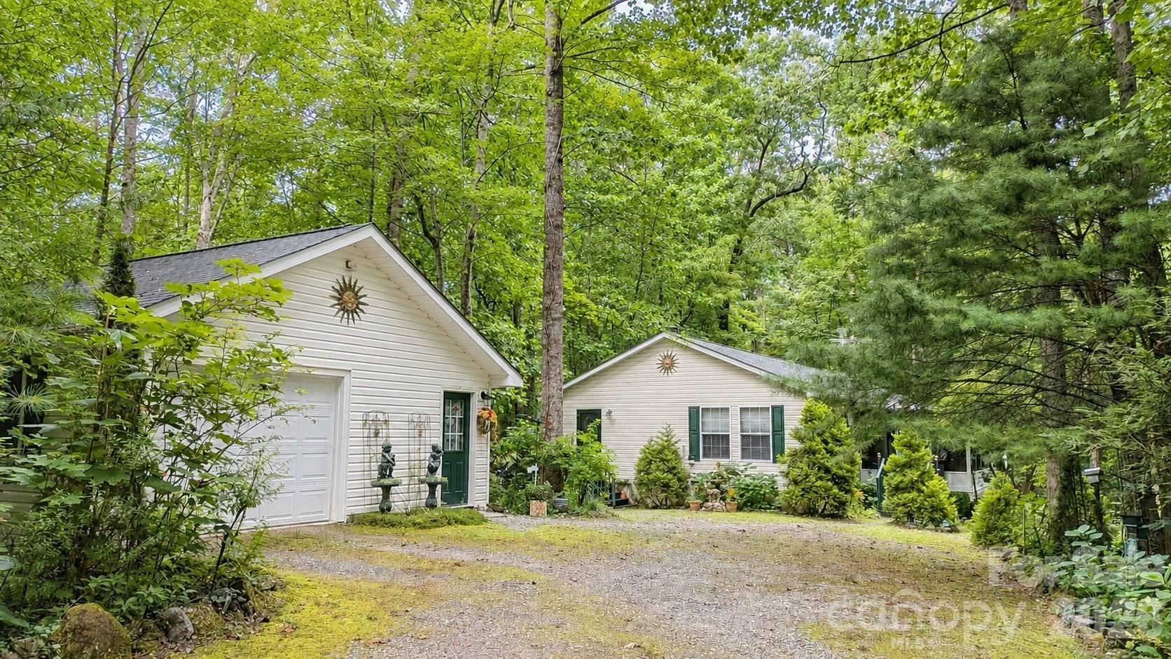 253 Royalwood Drive