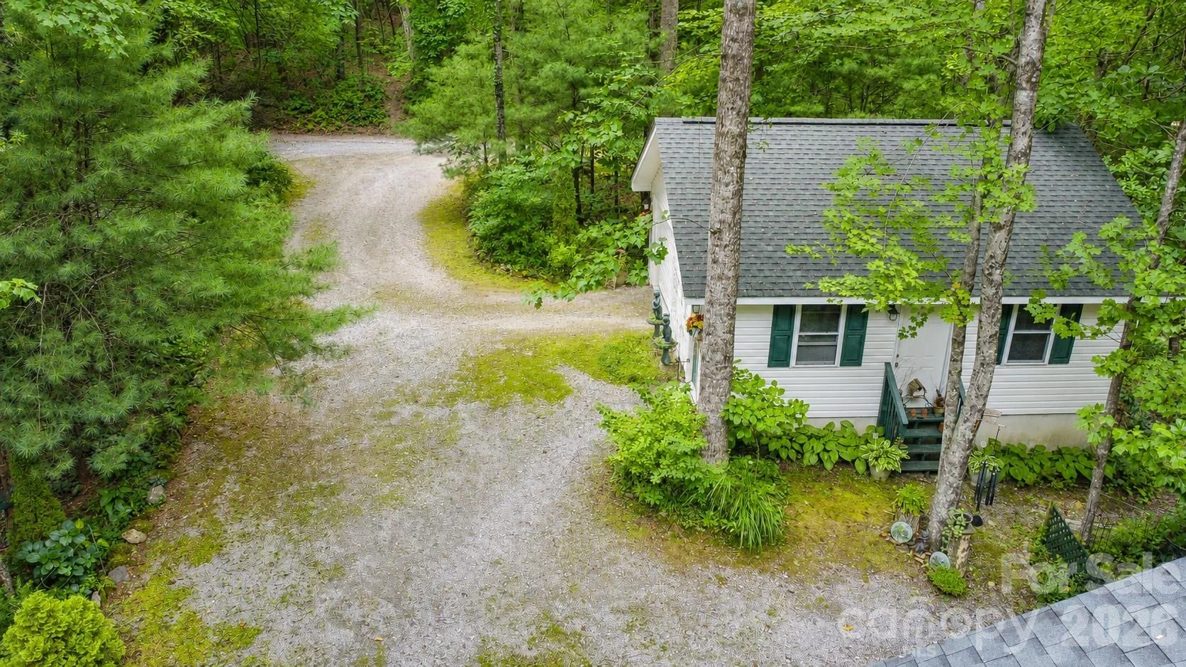 253 Royalwood Drive - Photo 24