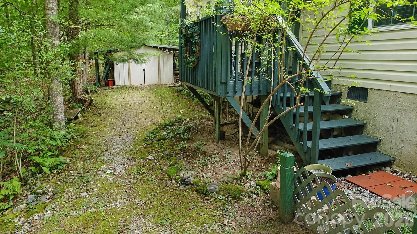 253 Royalwood Drive - Photo 32