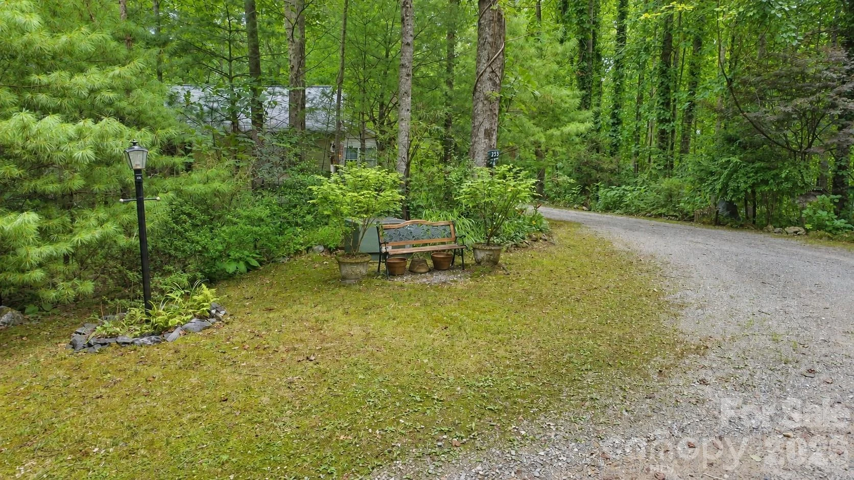 253 Royalwood Drive - Photo 43