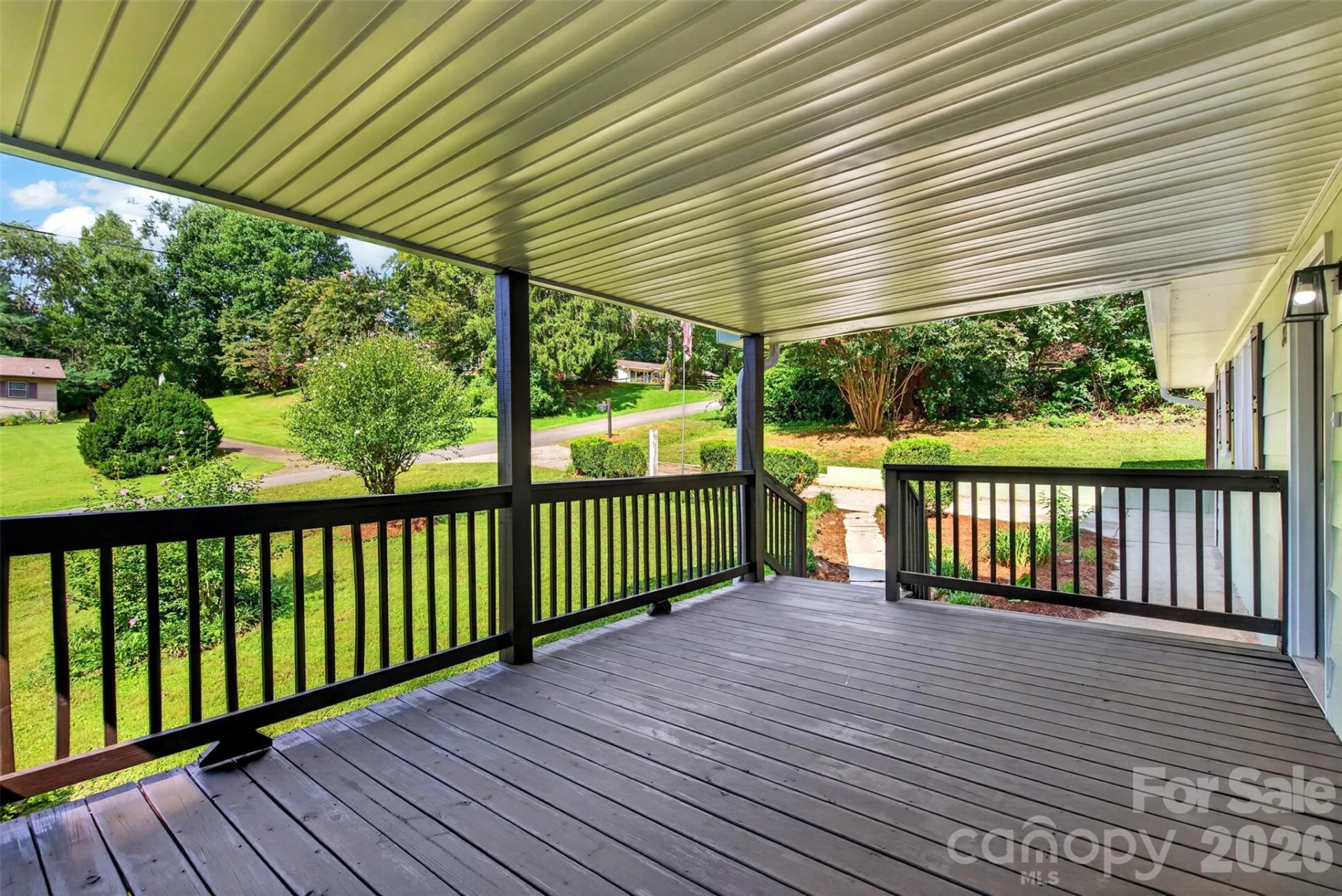 82 Olympic Drive - Photo 4