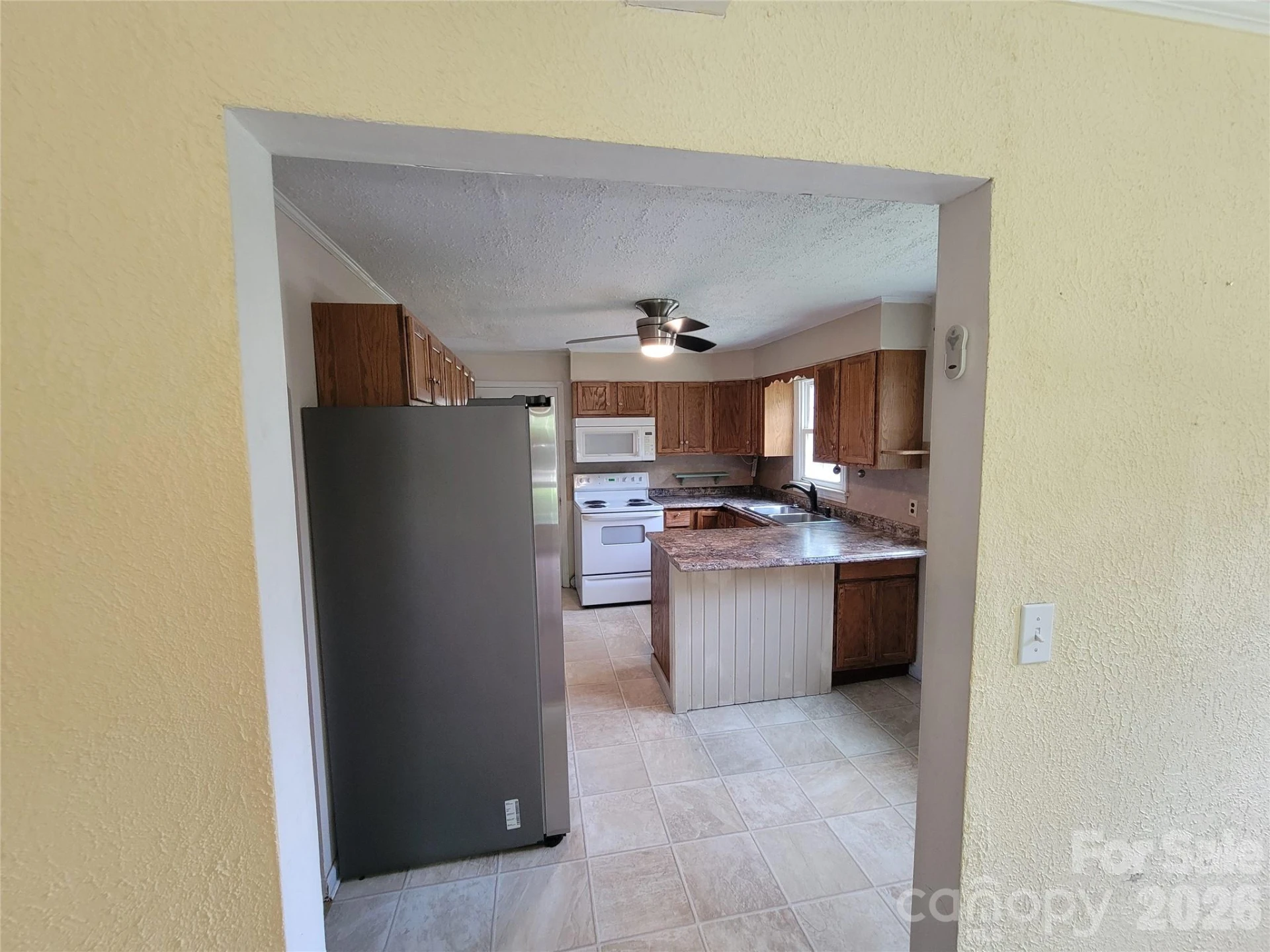 678 Brown Avenue - Photo 15