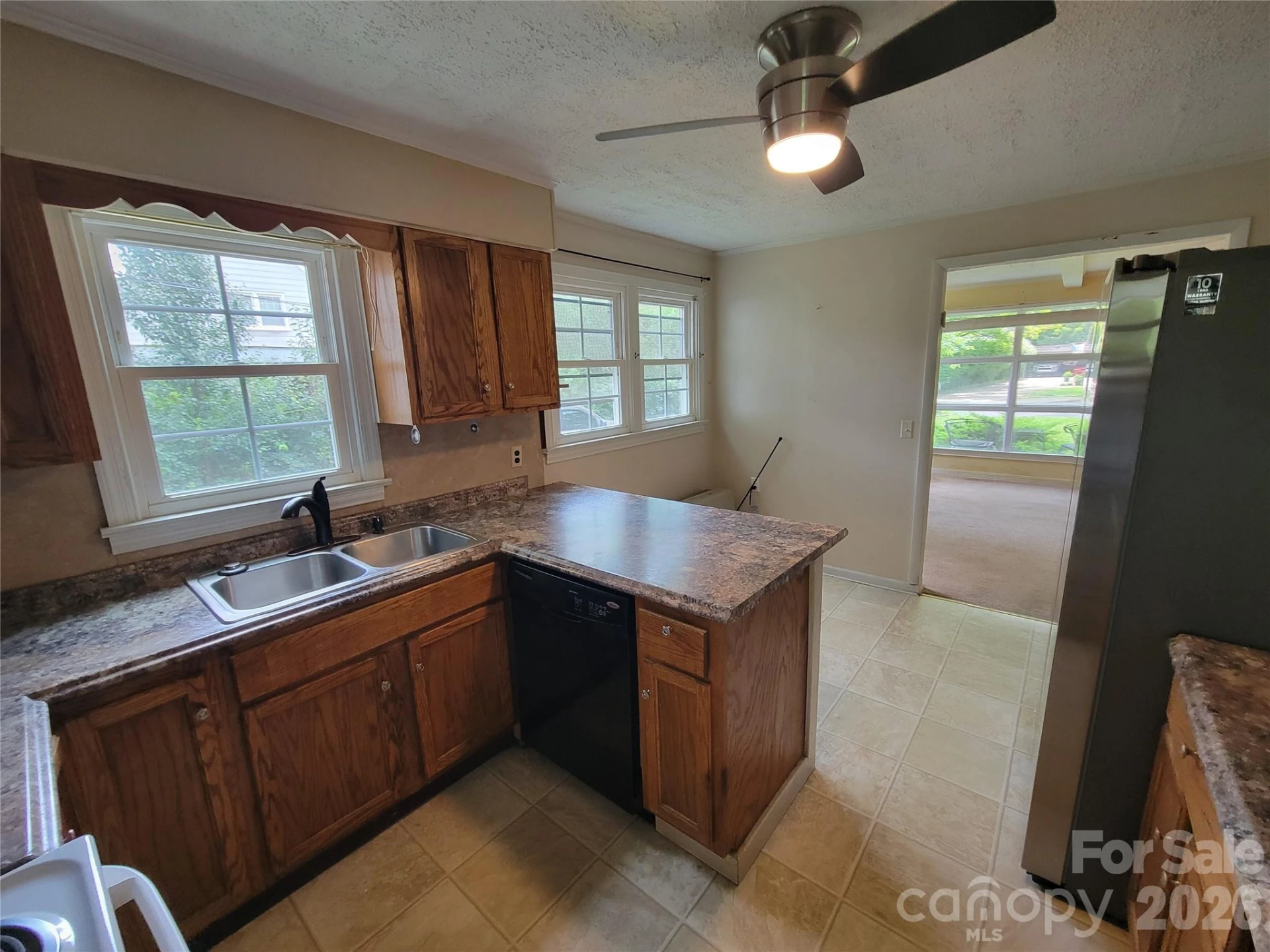 678 Brown Avenue - Photo 17
