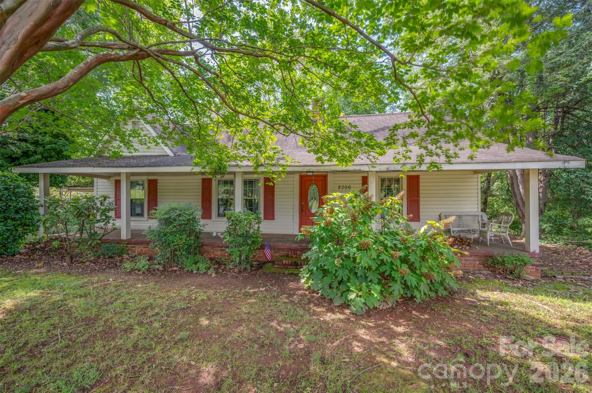 2300 Whitesides Road - Photo 2