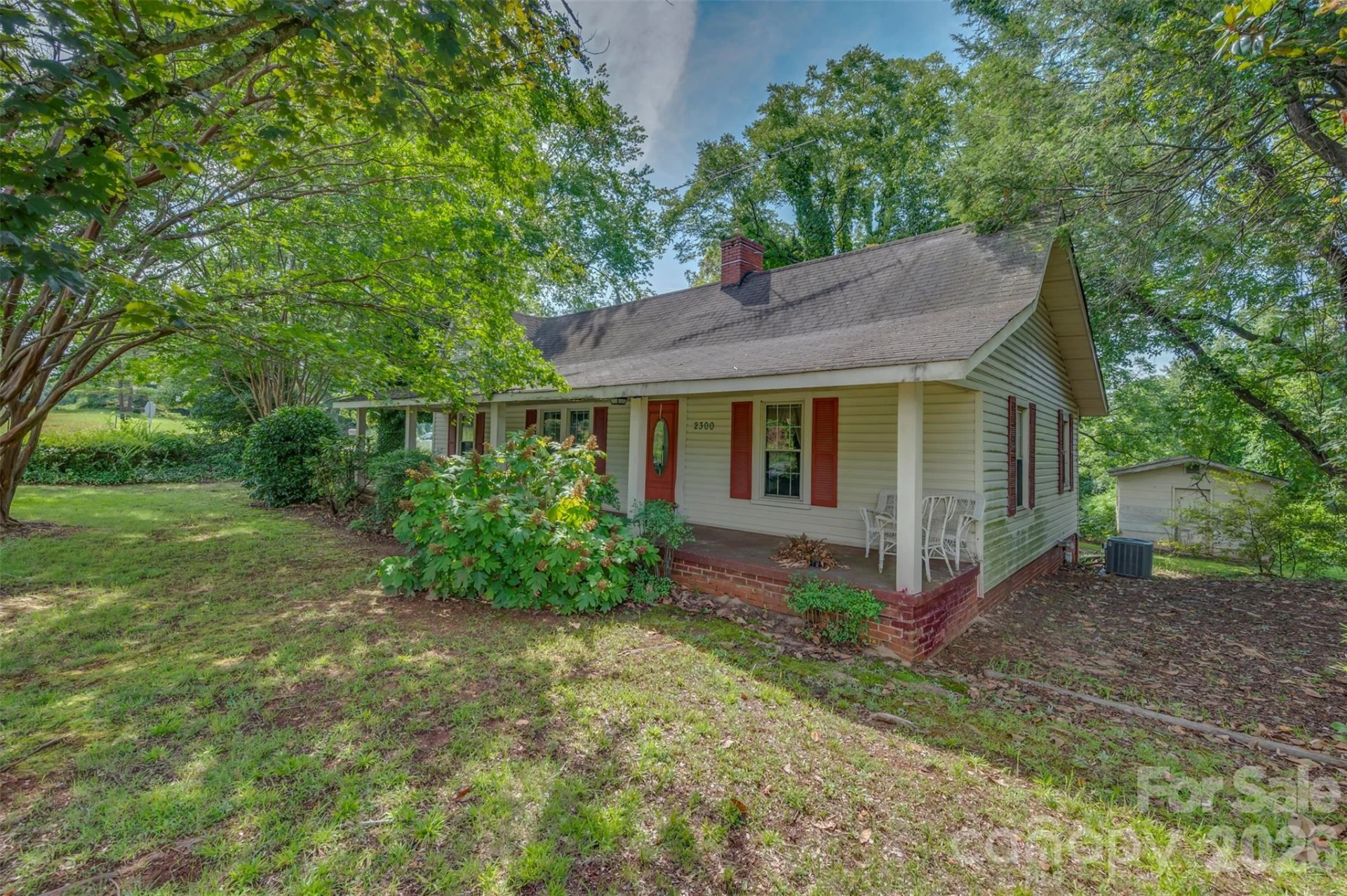 2300 Whitesides Road - Photo 3