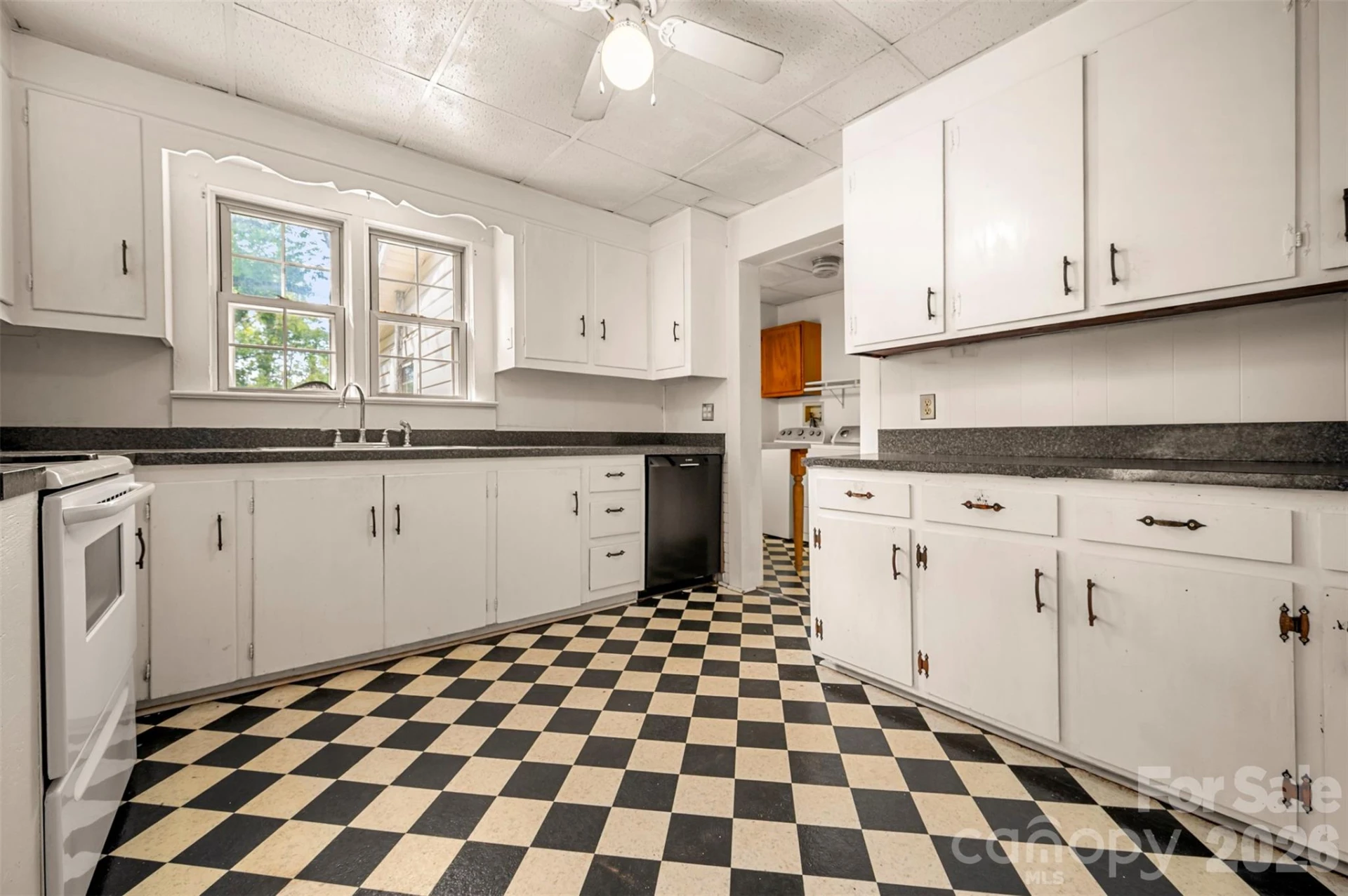 2300 Whitesides Road - Photo 11