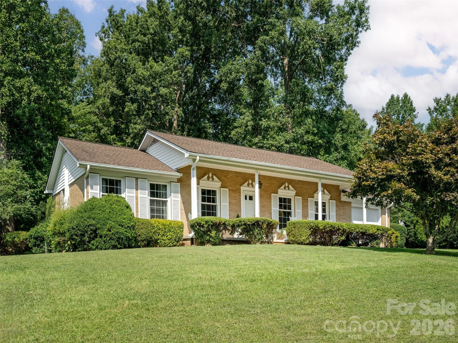 303 Tree Haven Boulevard - Photo 2