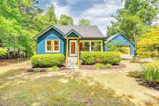 136 Graveyard Road, Fairview, NC, 28730