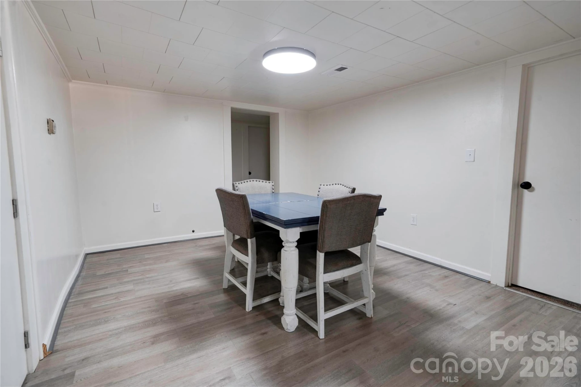 218 Oxford Street - Photo 11