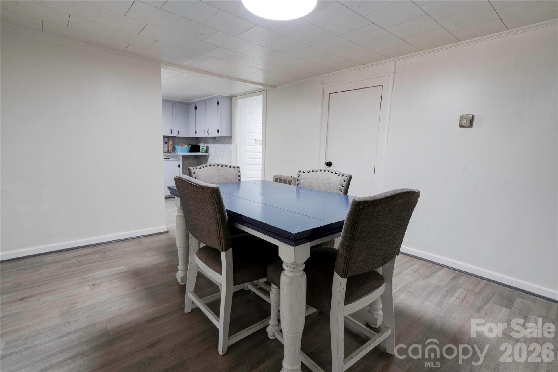 218 Oxford Street - Photo 12