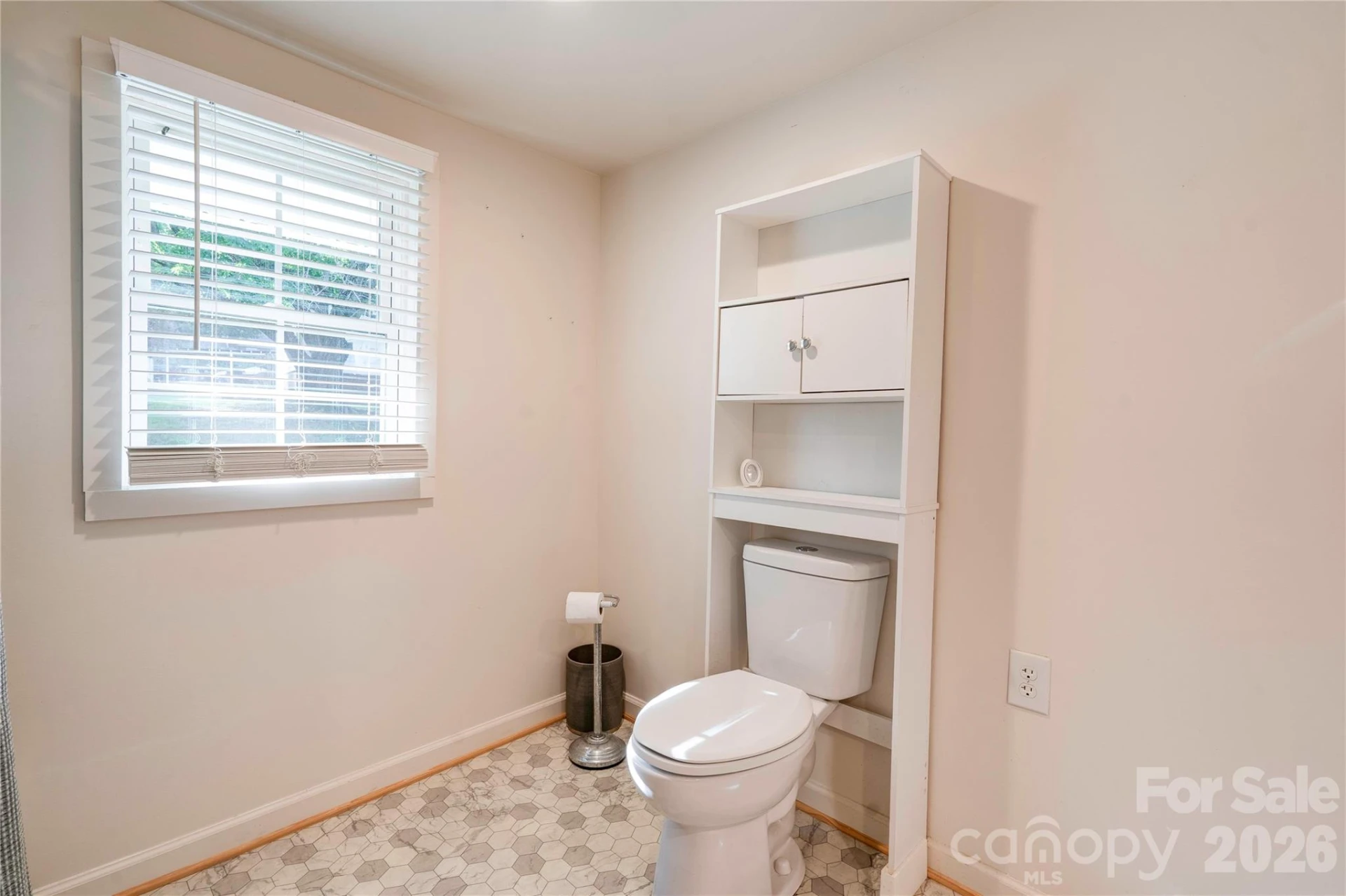 218 Oxford Street - Photo 21