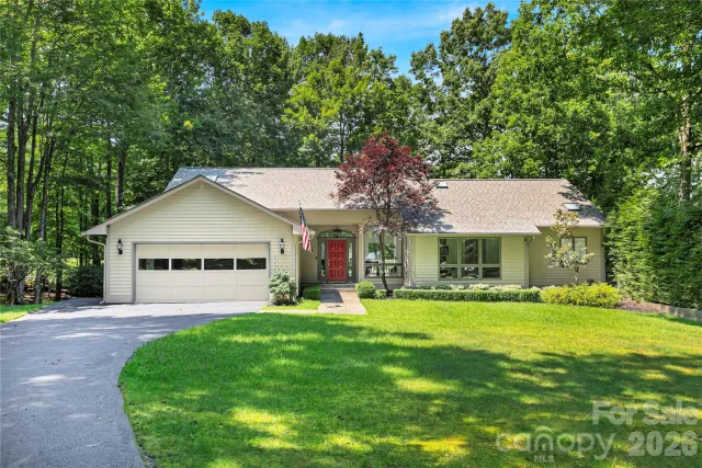 4 Nvya Court, Brevard, NC, 28712