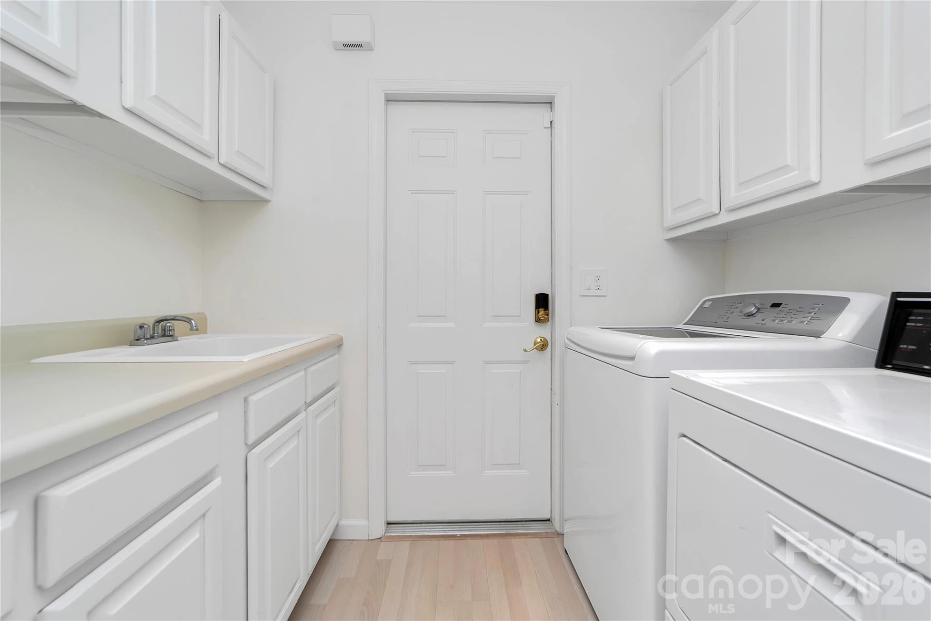 4 Nvya Court - Photo 17