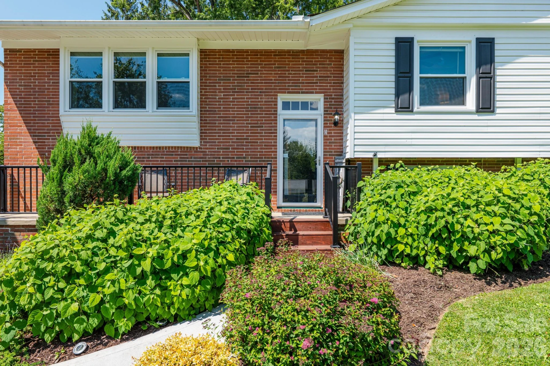 11 Summit Drive - Photo 7