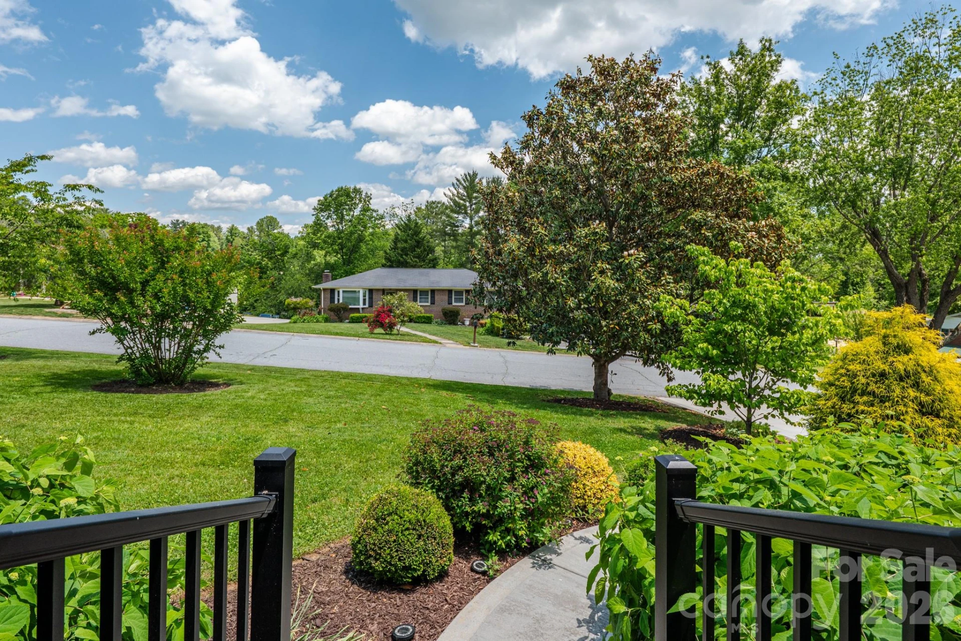 11 Summit Drive - Photo 8