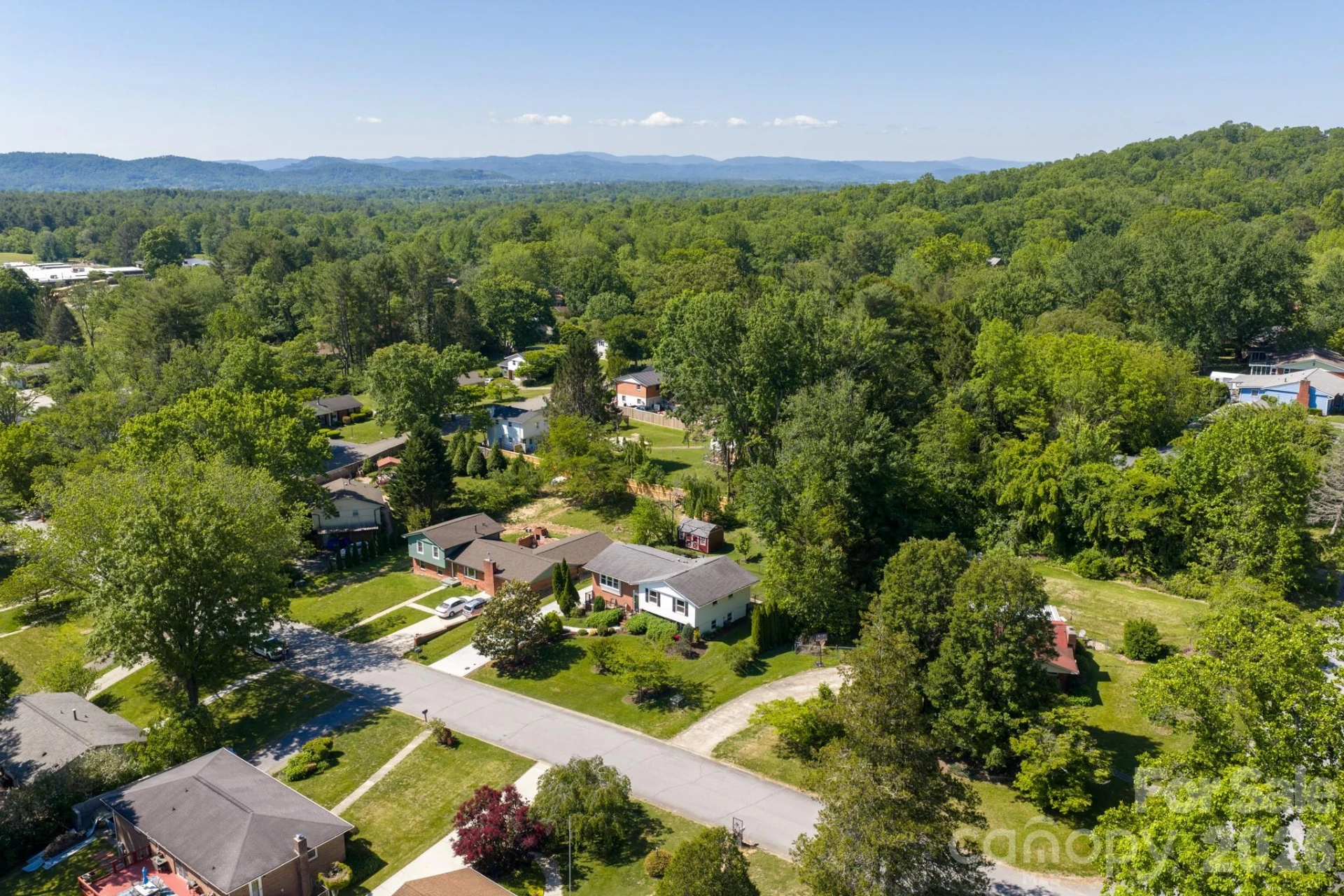 11 Summit Drive - Photo 9