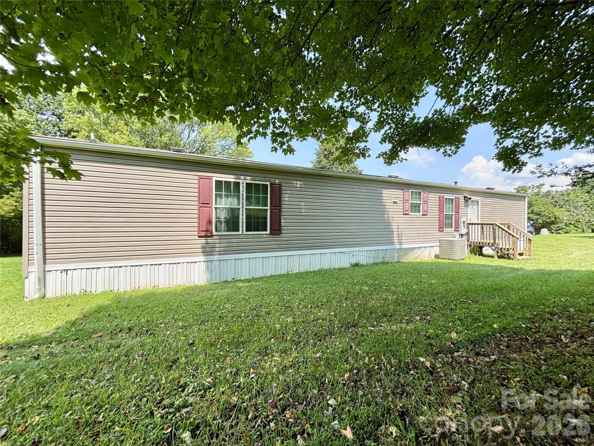 72 S Greenleaf Road - Photo 2