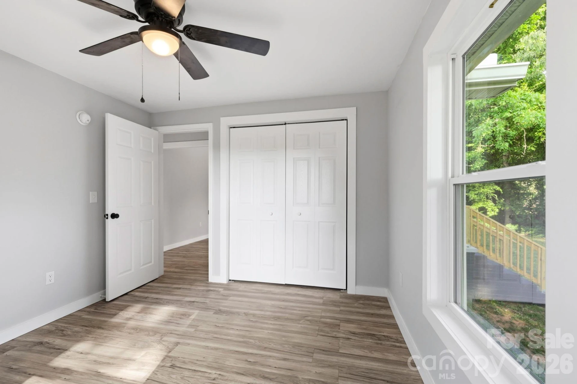 240 E Court Street - Photo 14
