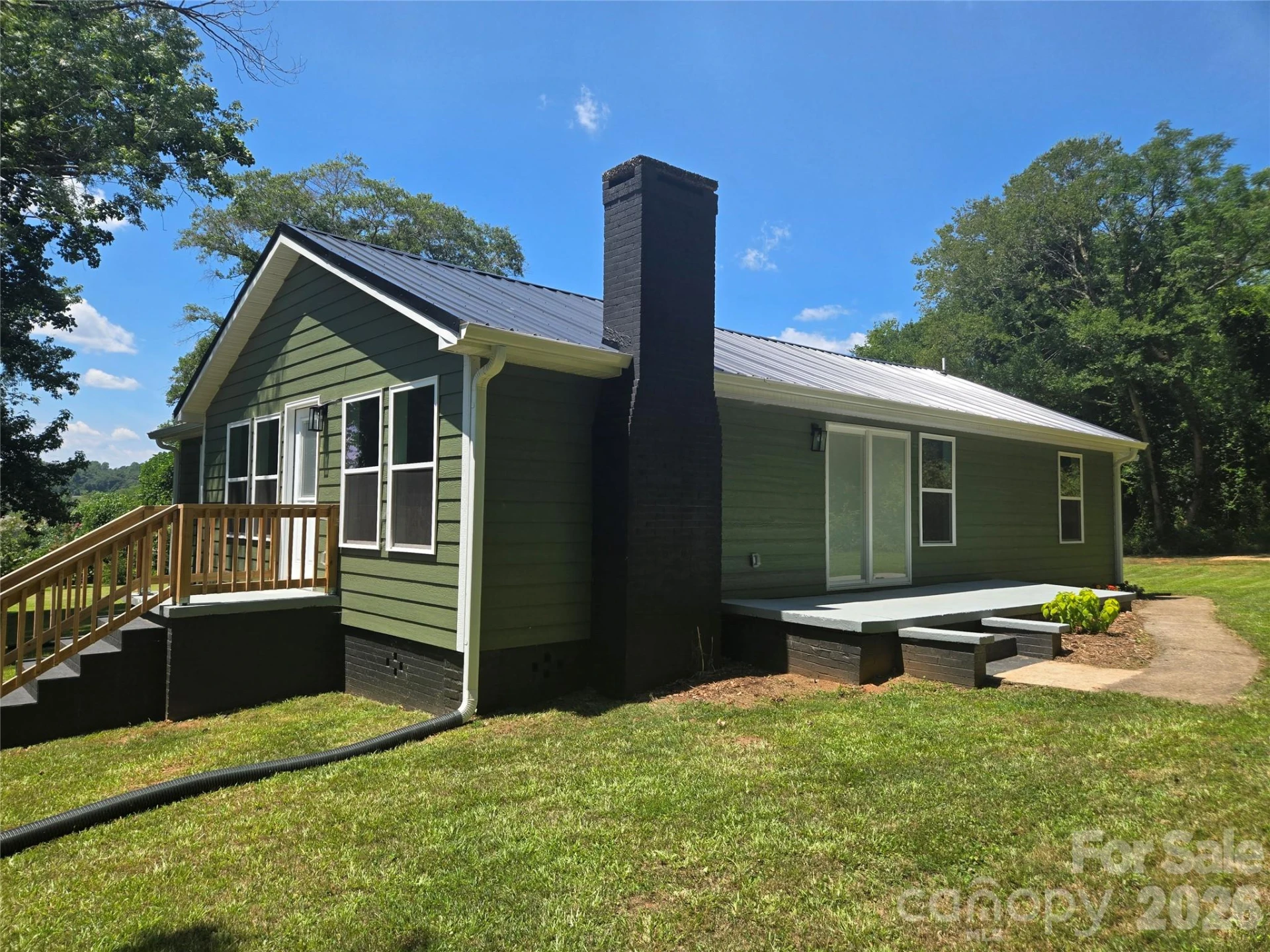 240 E Court Street - Photo 22