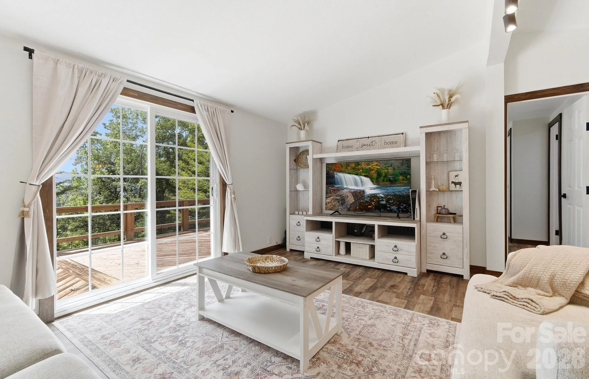 520 Maranatha Way - Photo 3