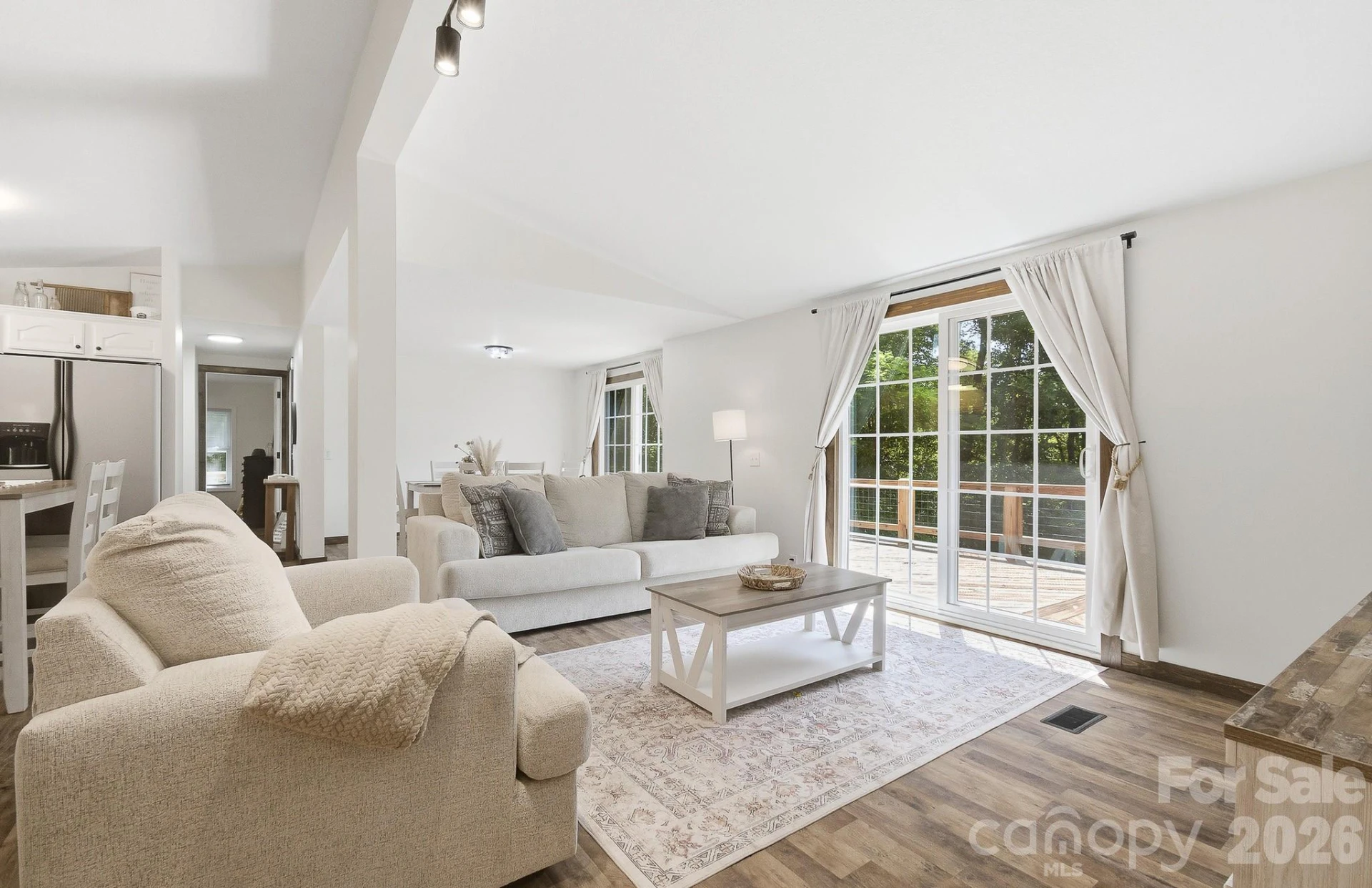 520 Maranatha Way - Photo 7