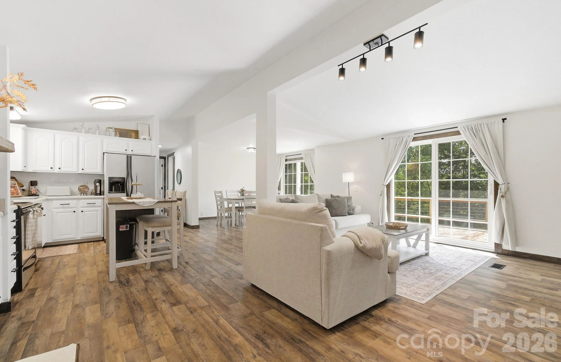 520 Maranatha Way - Photo 14