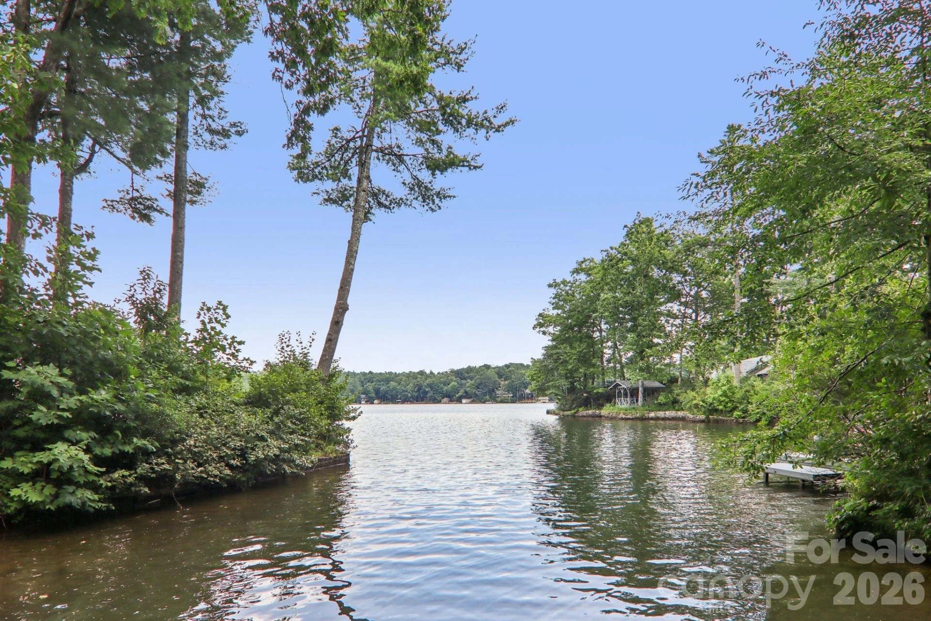 596 W Club Boulevard - Photo 11