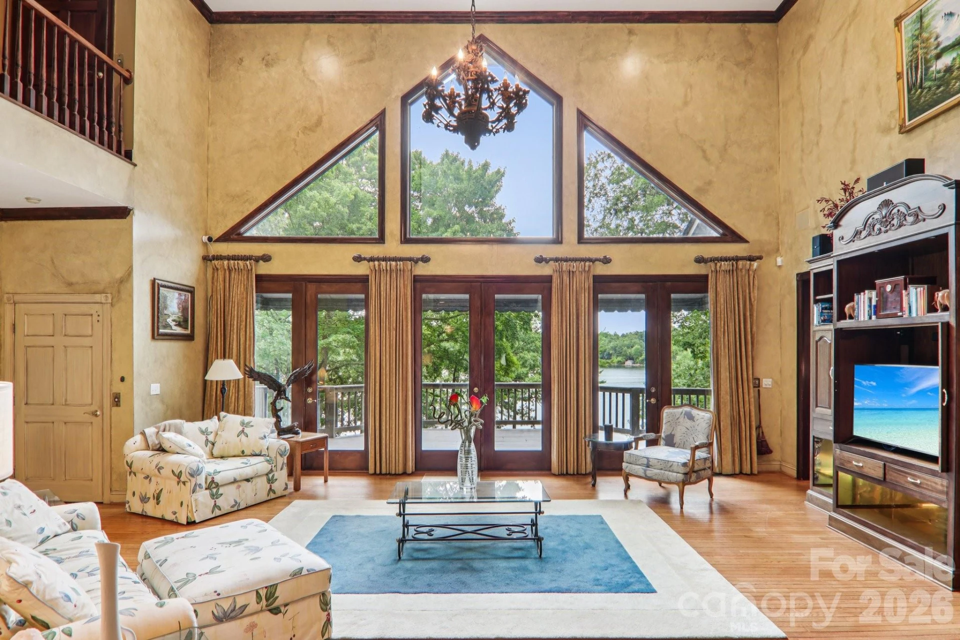 596 W Club Boulevard - Photo 13