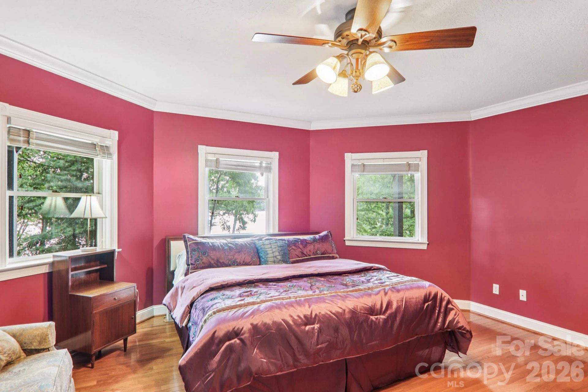 596 W Club Boulevard - Photo 32