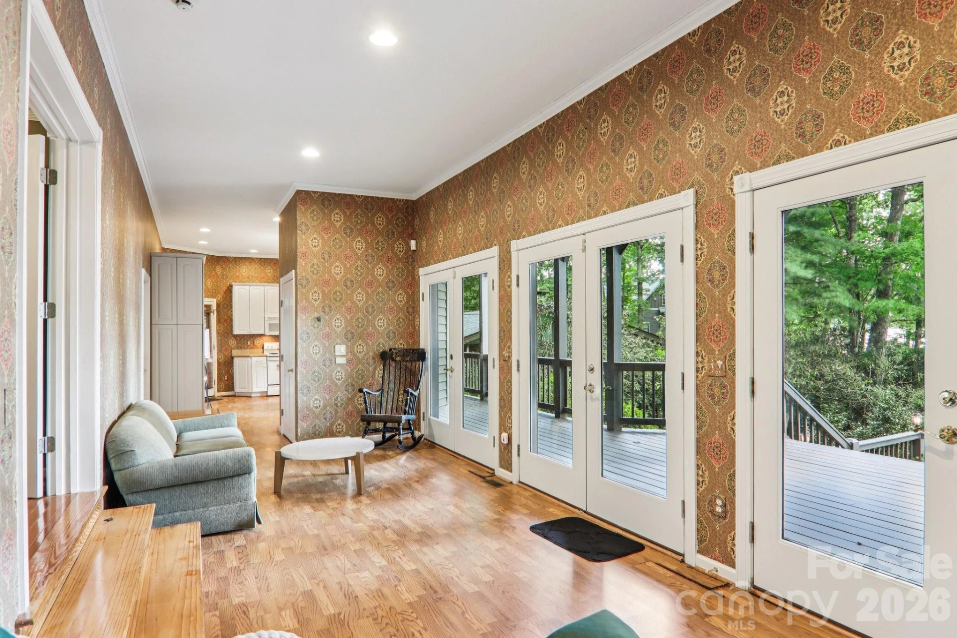 596 W Club Boulevard - Photo 38