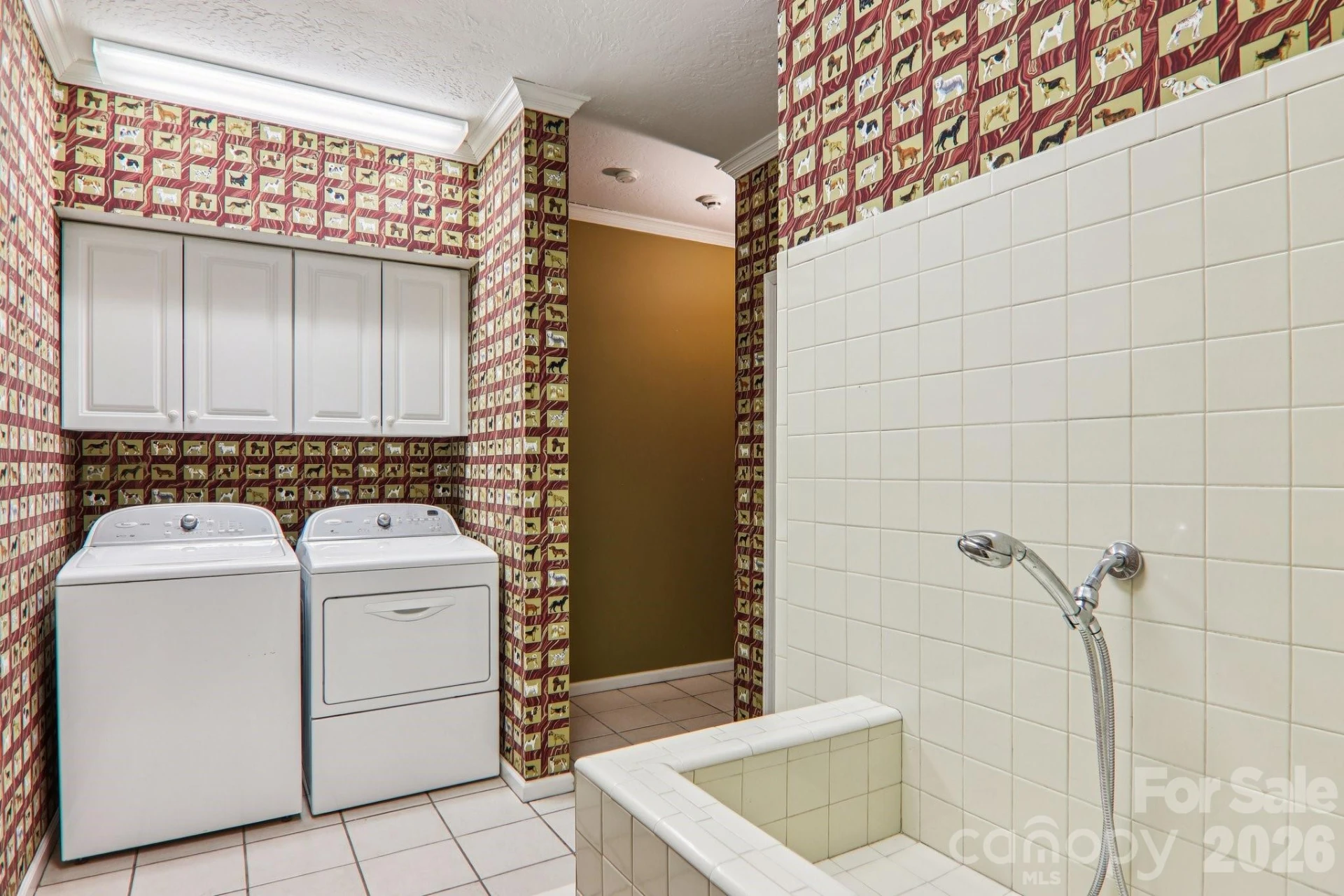 596 W Club Boulevard - Photo 42