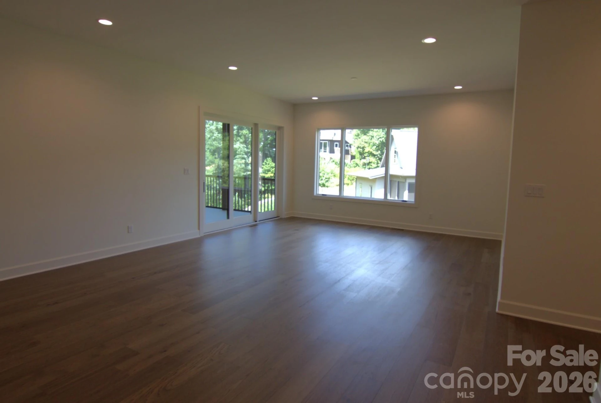47 Versailles Lane - Photo 26