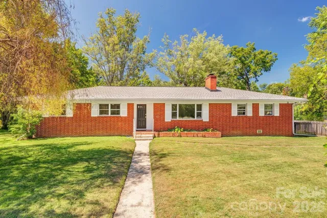 10 Meadowview Road