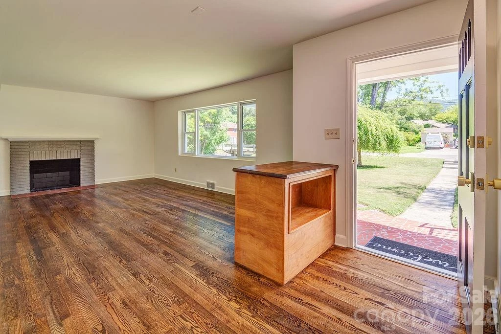 10 Meadowview Road - Photo 3