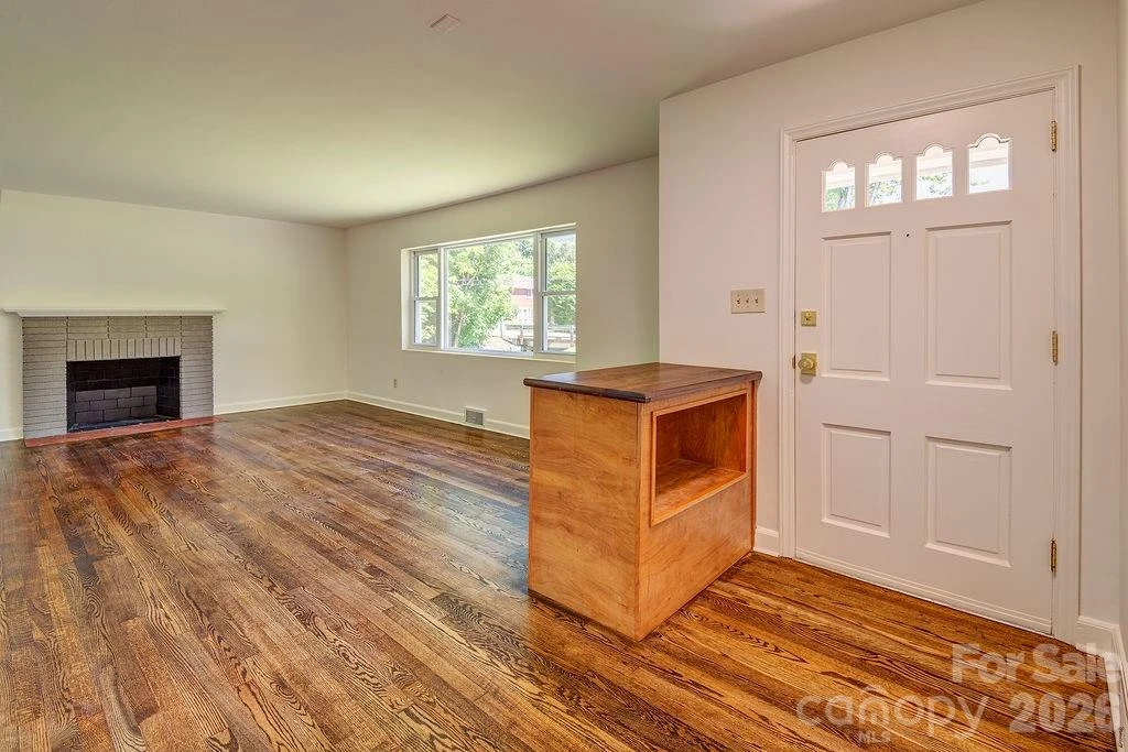 10 Meadowview Road - Photo 4