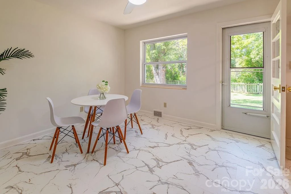 10 Meadowview Road - Photo 7