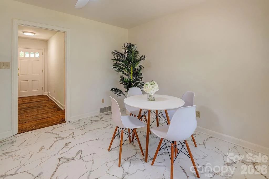 10 Meadowview Road - Photo 8