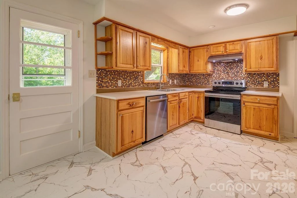 10 Meadowview Road - Photo 10
