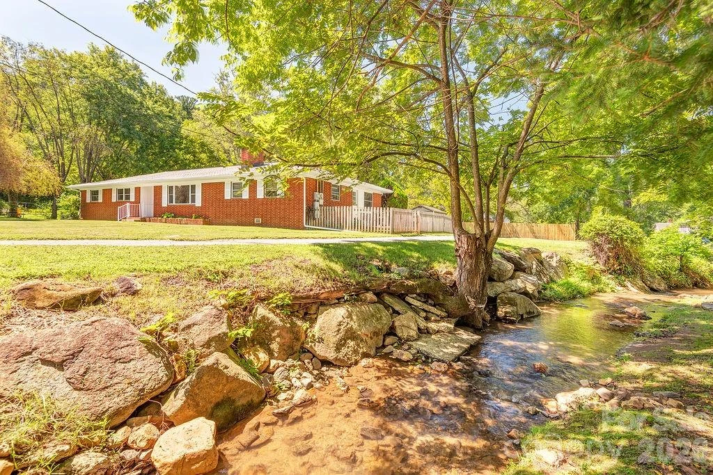 10 Meadowview Road - Photo 25
