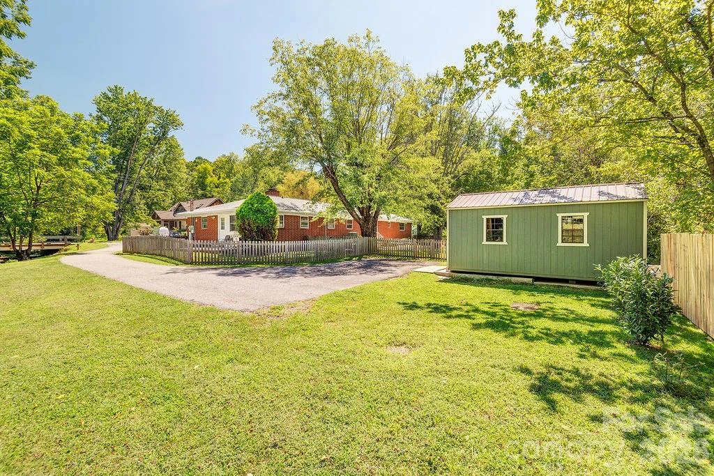 10 Meadowview Road - Photo 35