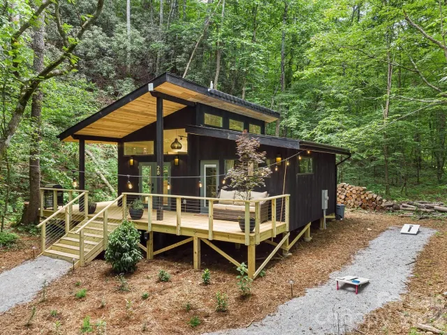317 Twinbrook Lane, Maggie Valley, NC, 28751