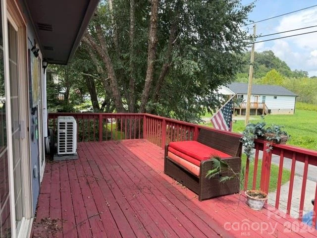 65 Spencer Street - Photo 4