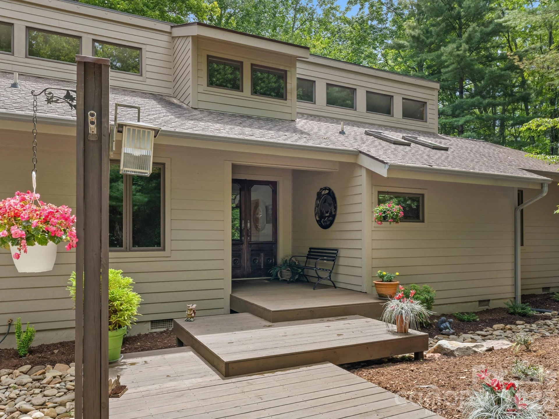 1370 Salola Lane - Photo 3