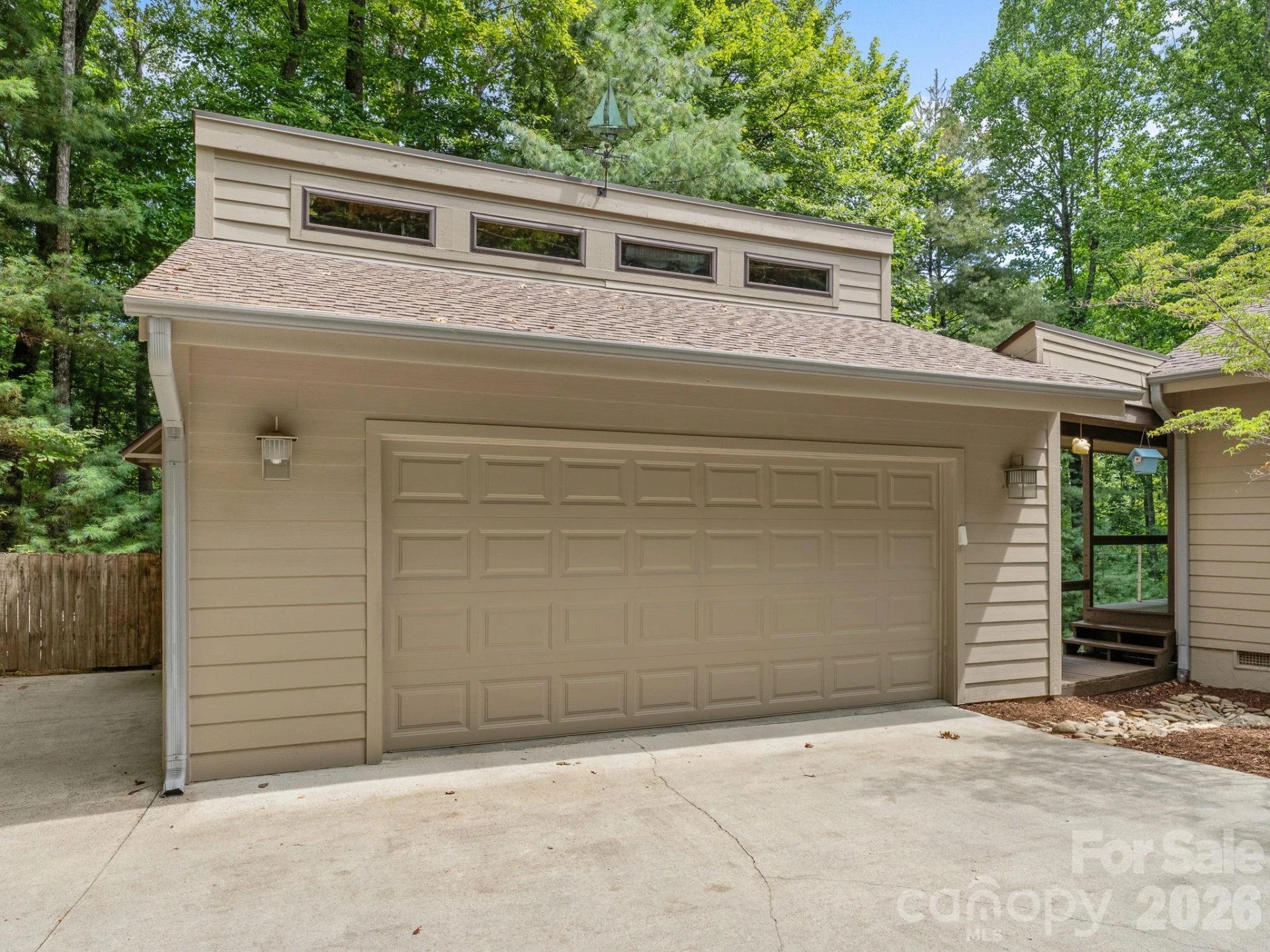 1370 Salola Lane - Photo 6