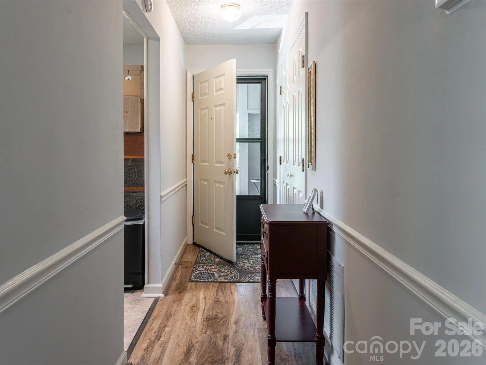 1406 Abbey Circle - Photo 6