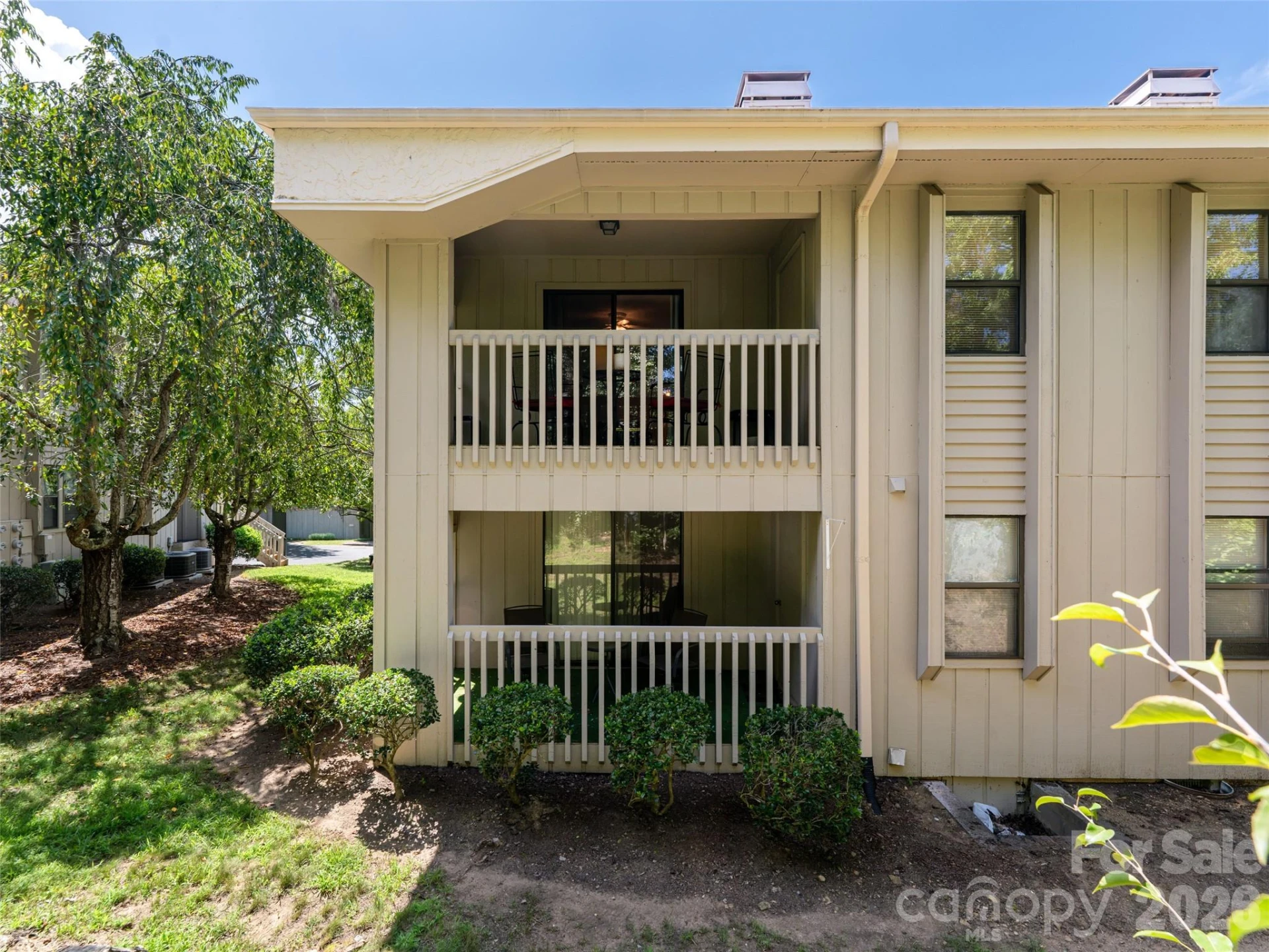 1406 Abbey Circle - Photo 28