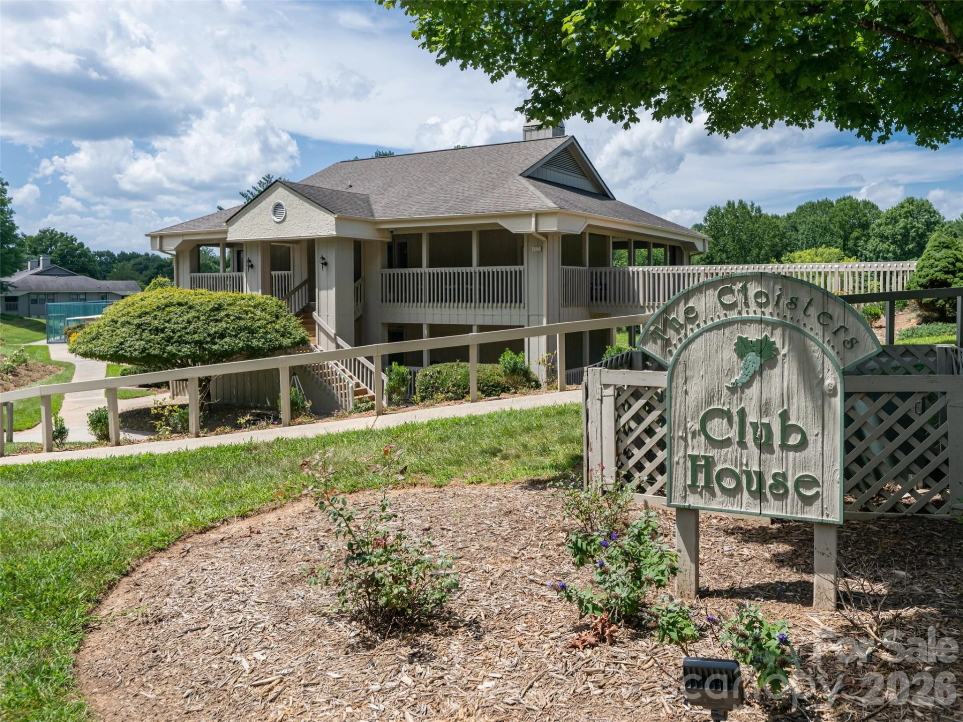1406 Abbey Circle - Photo 29