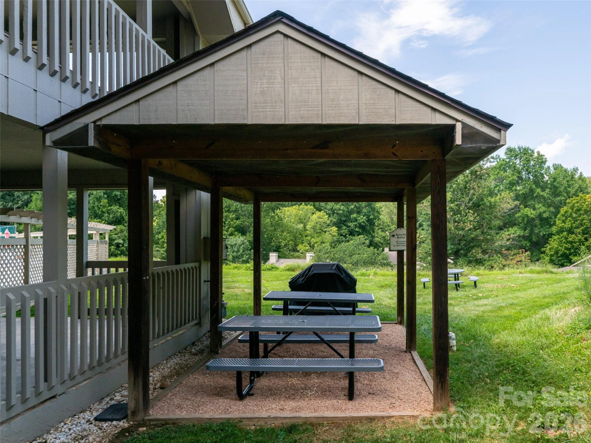 1406 Abbey Circle - Photo 36